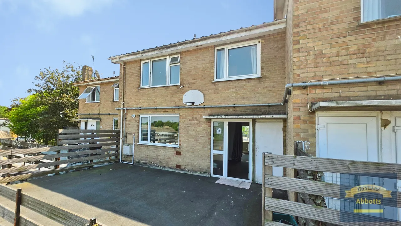St. Lukes Close, Colchester, photo 8