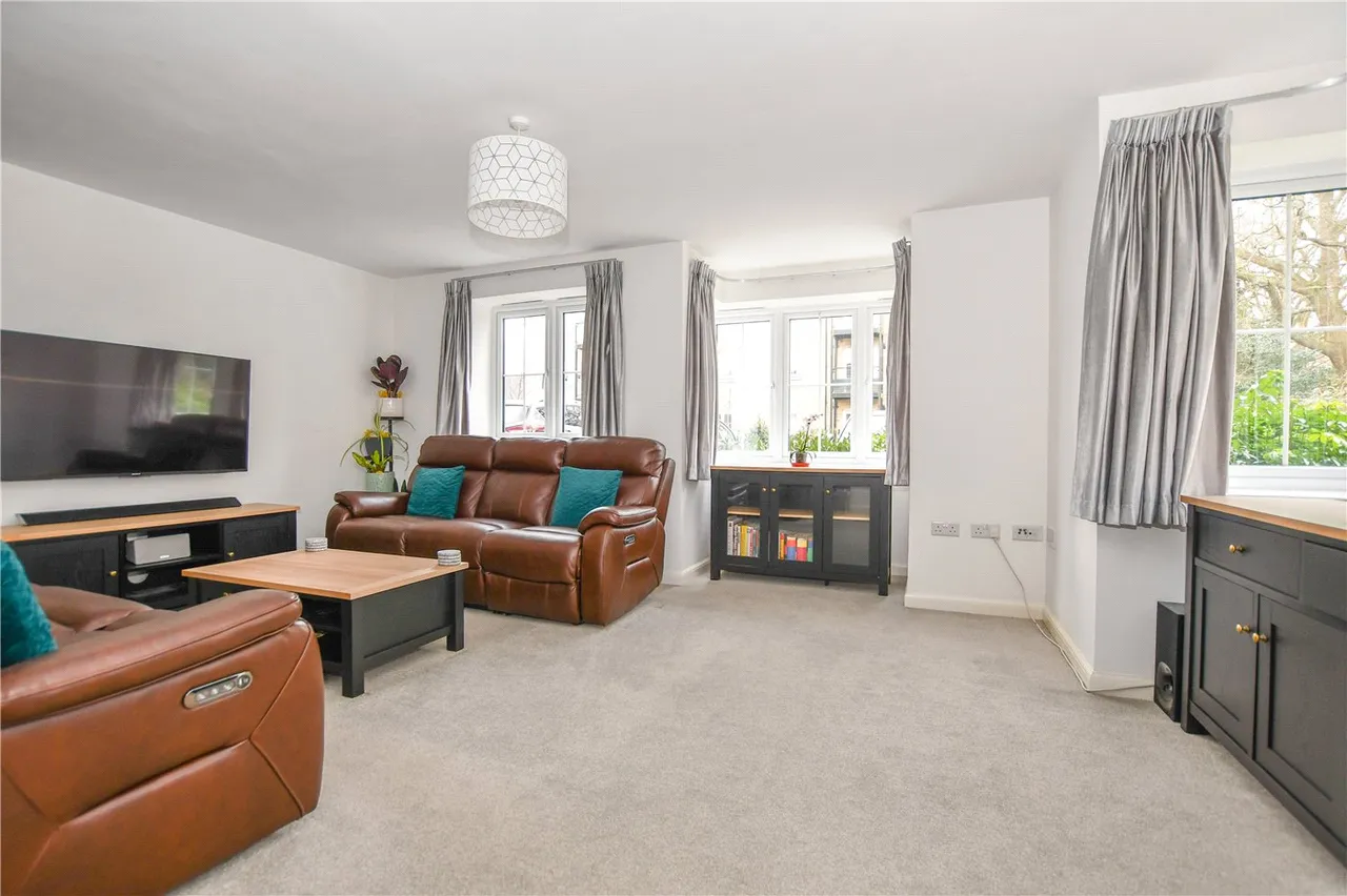 Budd Grove, Winnersh, RG41, photo 4
