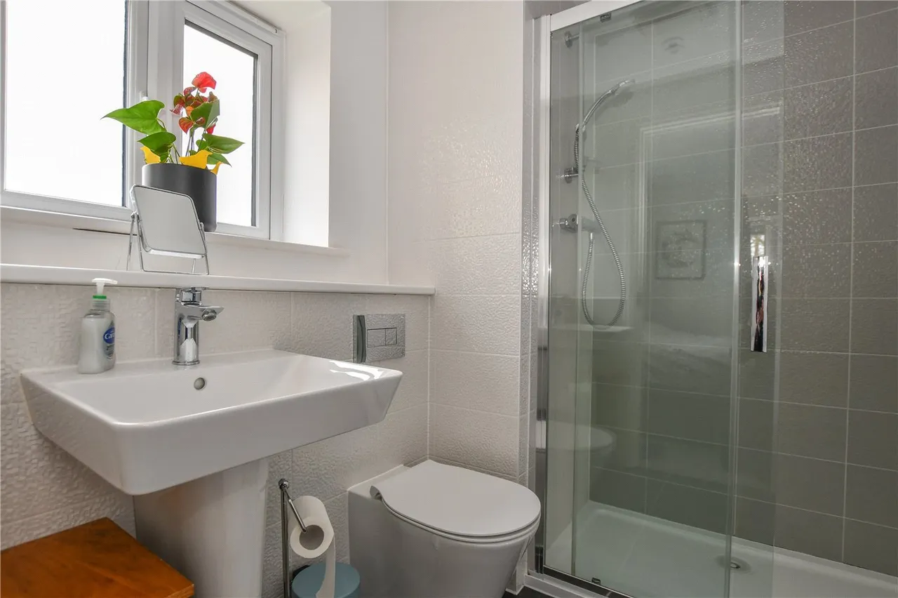 Budd Grove, Winnersh, RG41, photo 8