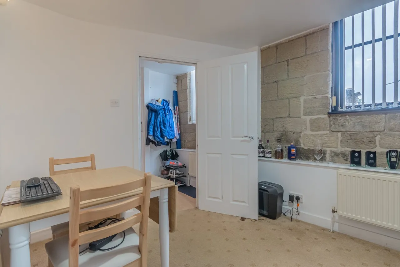 The Locks, Bingley, BD16, photo 9