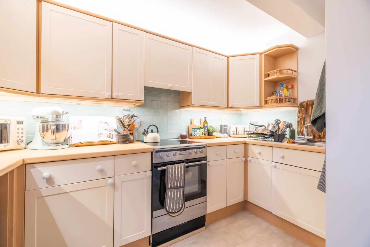 Clarence Court, Clarence Road, Windsor, SL4 5AB, photo 7