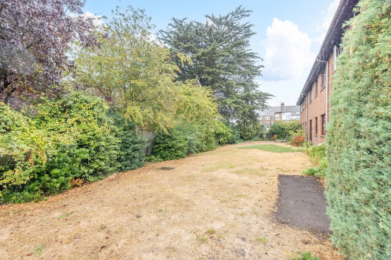 Clarence Court, Clarence Road, Windsor, SL4 5AB, photo 11