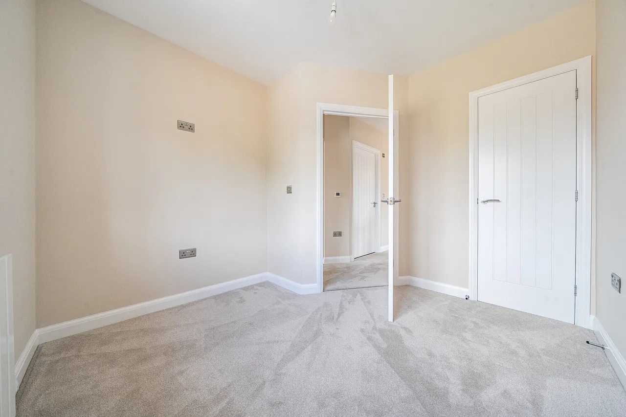 Main Road, Chichester, PO18, photo 8