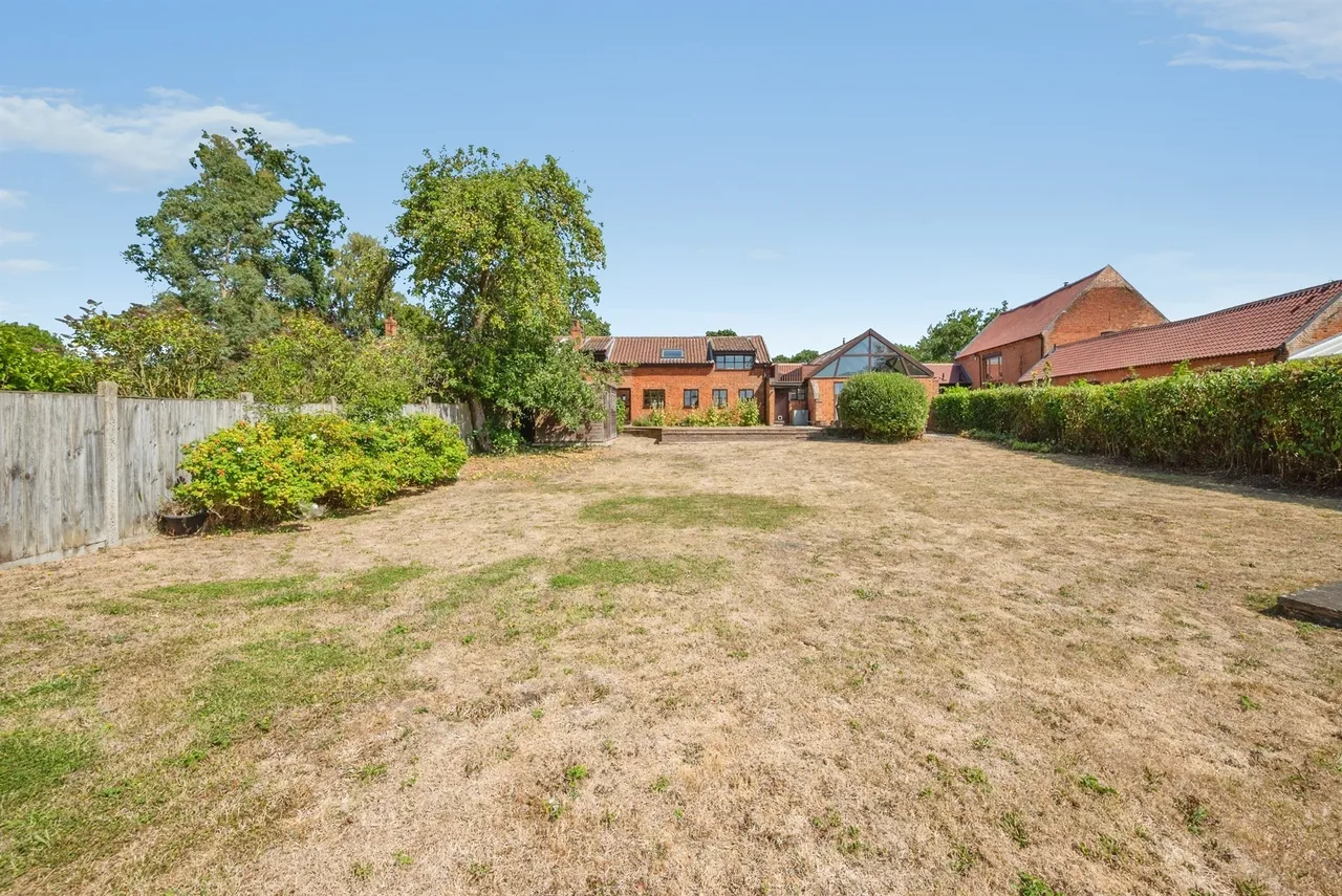 Wood Lane, Burgh, NR11, photo 17