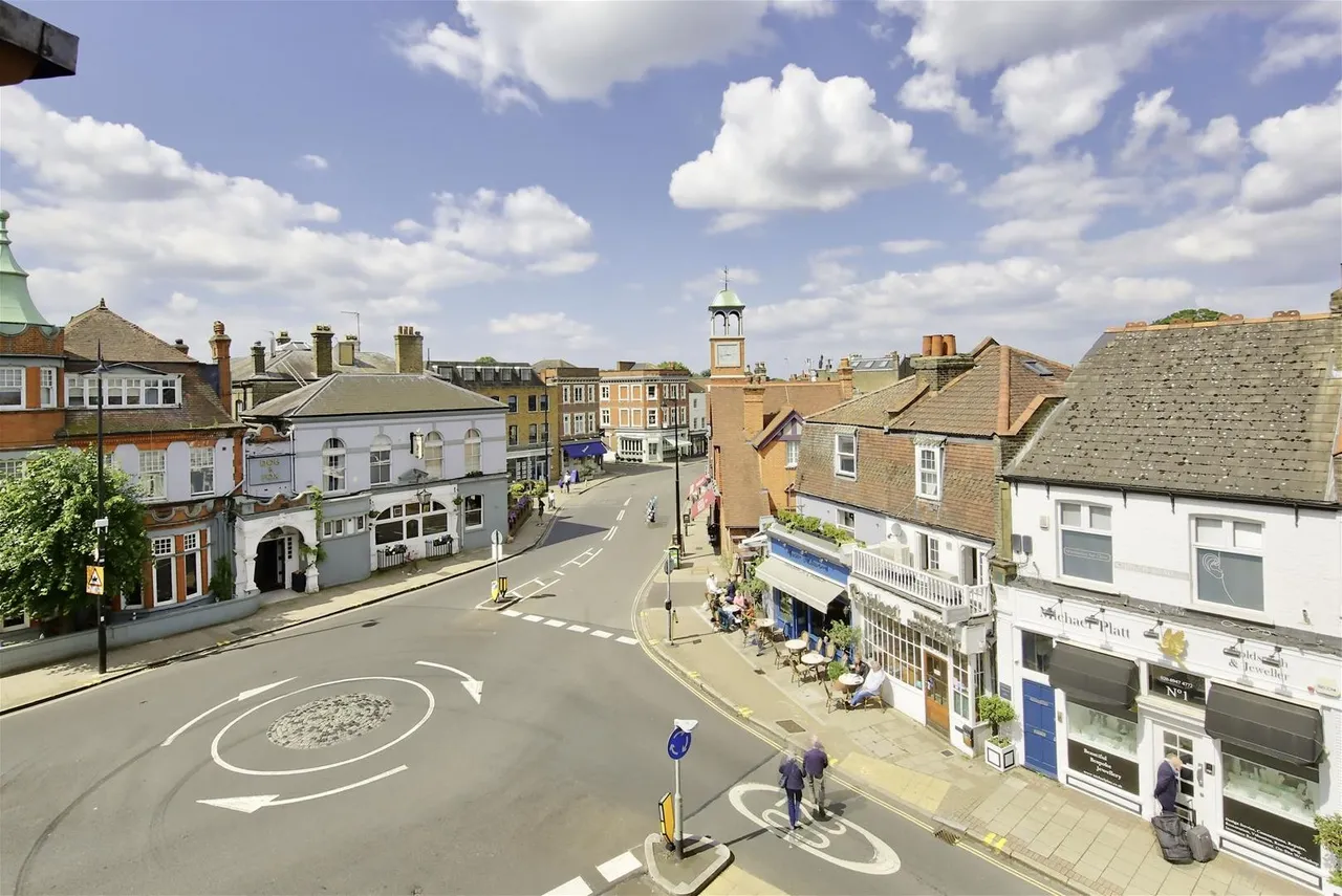 High Street, Wimbledon Village, SW19, photo 7