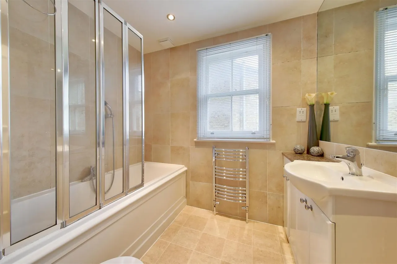 High Street, Wimbledon Village, SW19, photo 5