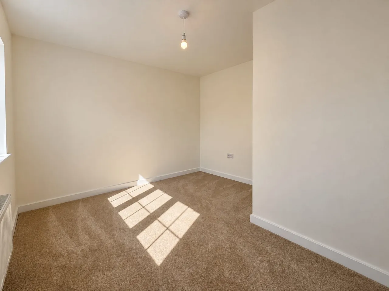 The Kensworth Station Road, Bow Brickhill, MK17, photo 14