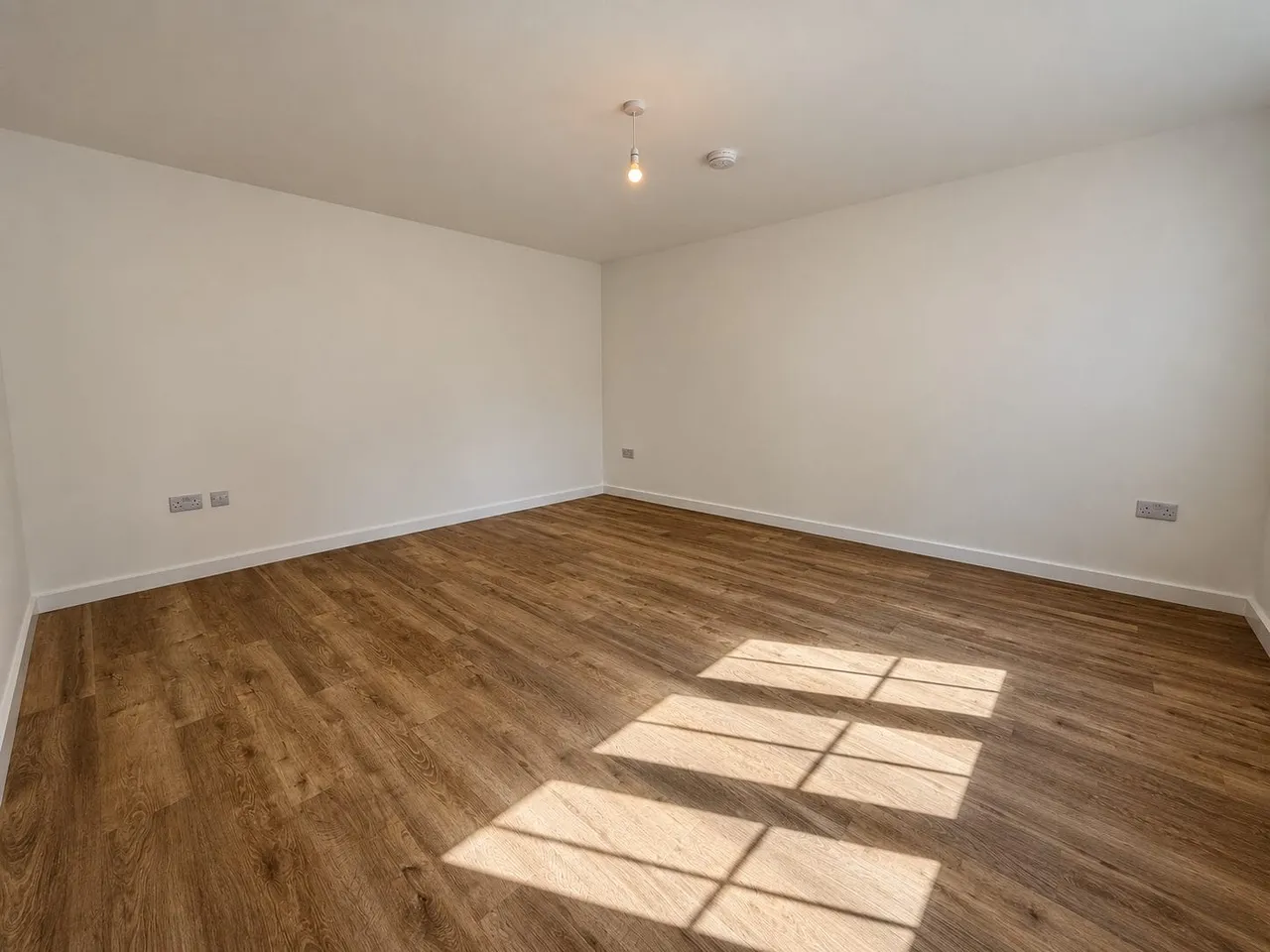 The Kensworth Station Road, Bow Brickhill, MK17, photo 5