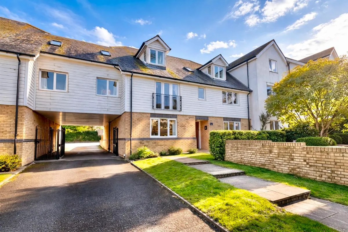 The Gates, Broadstairs, Kent, CT10 3AS, photo 2