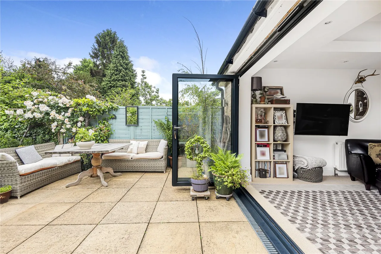 Rooksmead Road, Lower Sunbury, TW16 6PD, photo 12