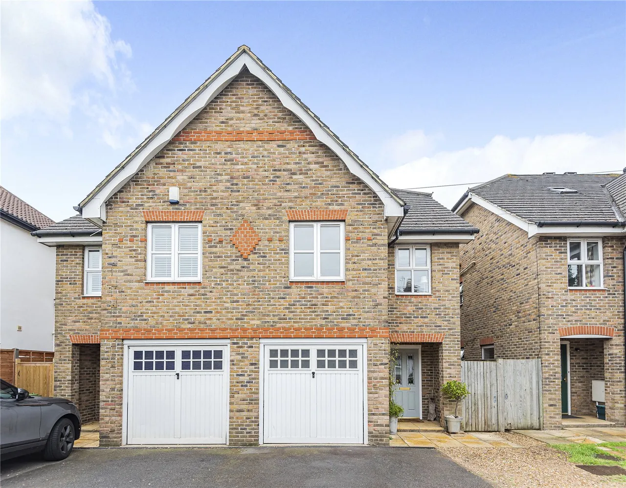 4 bed house for sale — Rooksmead Road, Lower Sunbury, TW16 6PD
