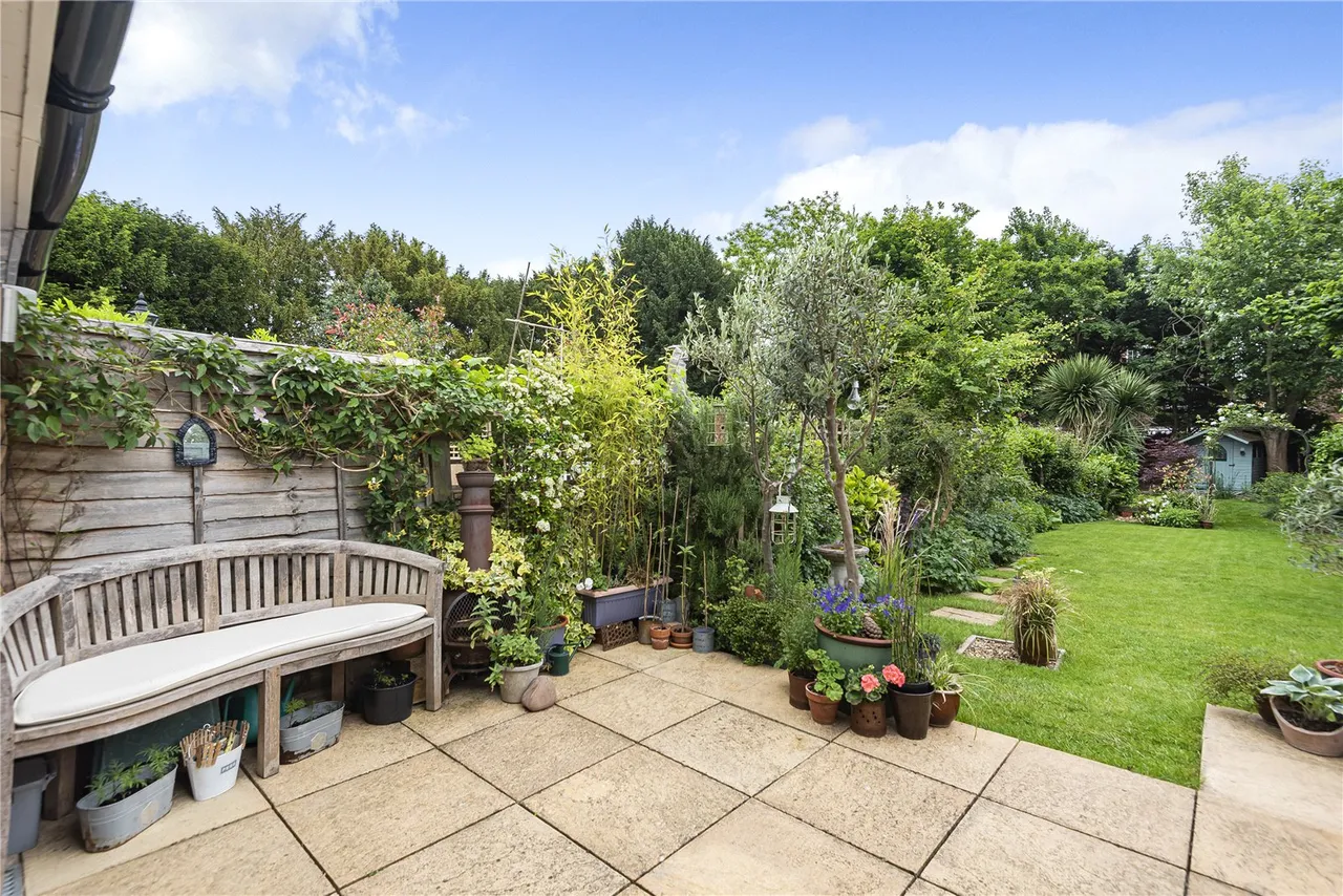 Rooksmead Road, Lower Sunbury, TW16 6PD, photo 14