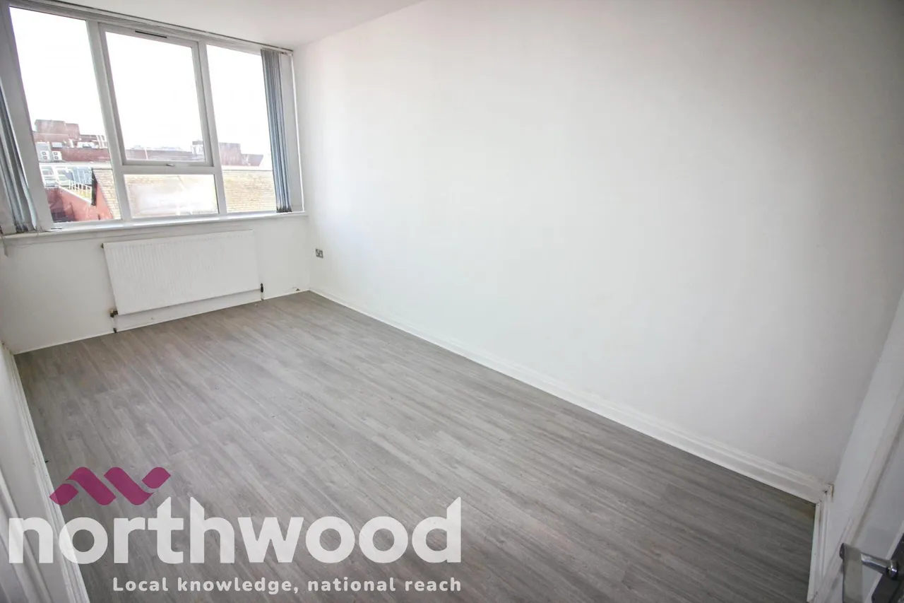 Eastbank Street, Southport, PR8, photo 6