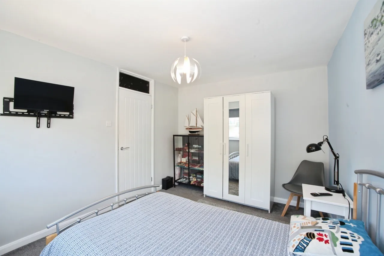 Gainsborough Road, Penarth, CF64, photo 14