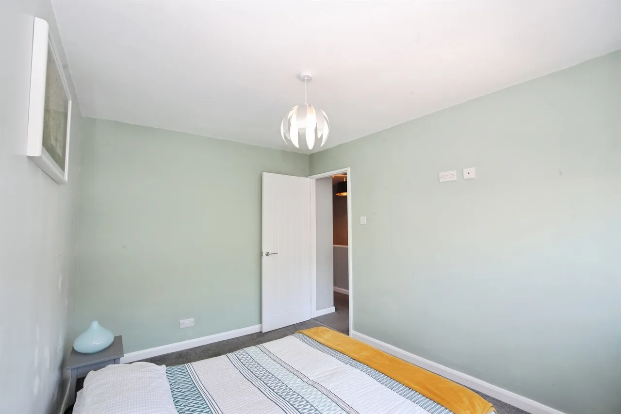 Gainsborough Road, Penarth, CF64, photo 7