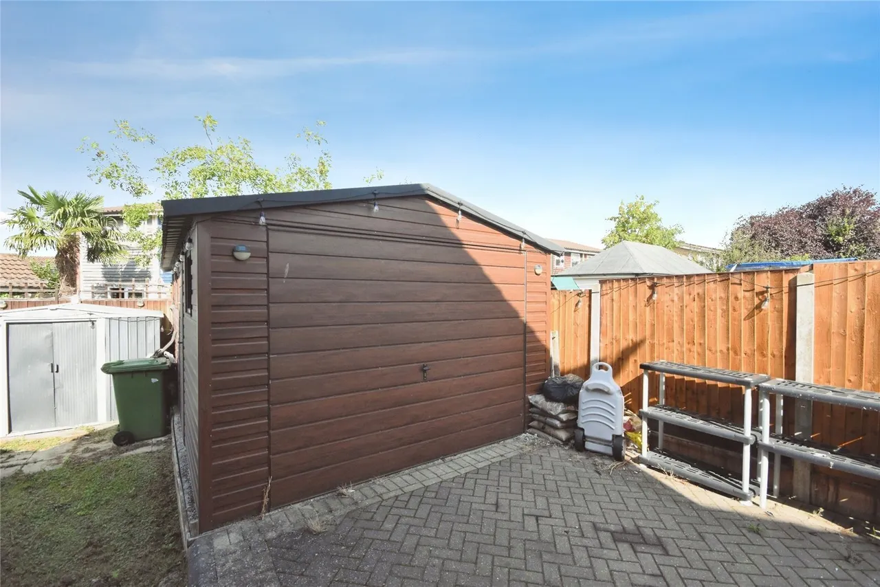 Stirling Place, Basildon, SS13, photo 31