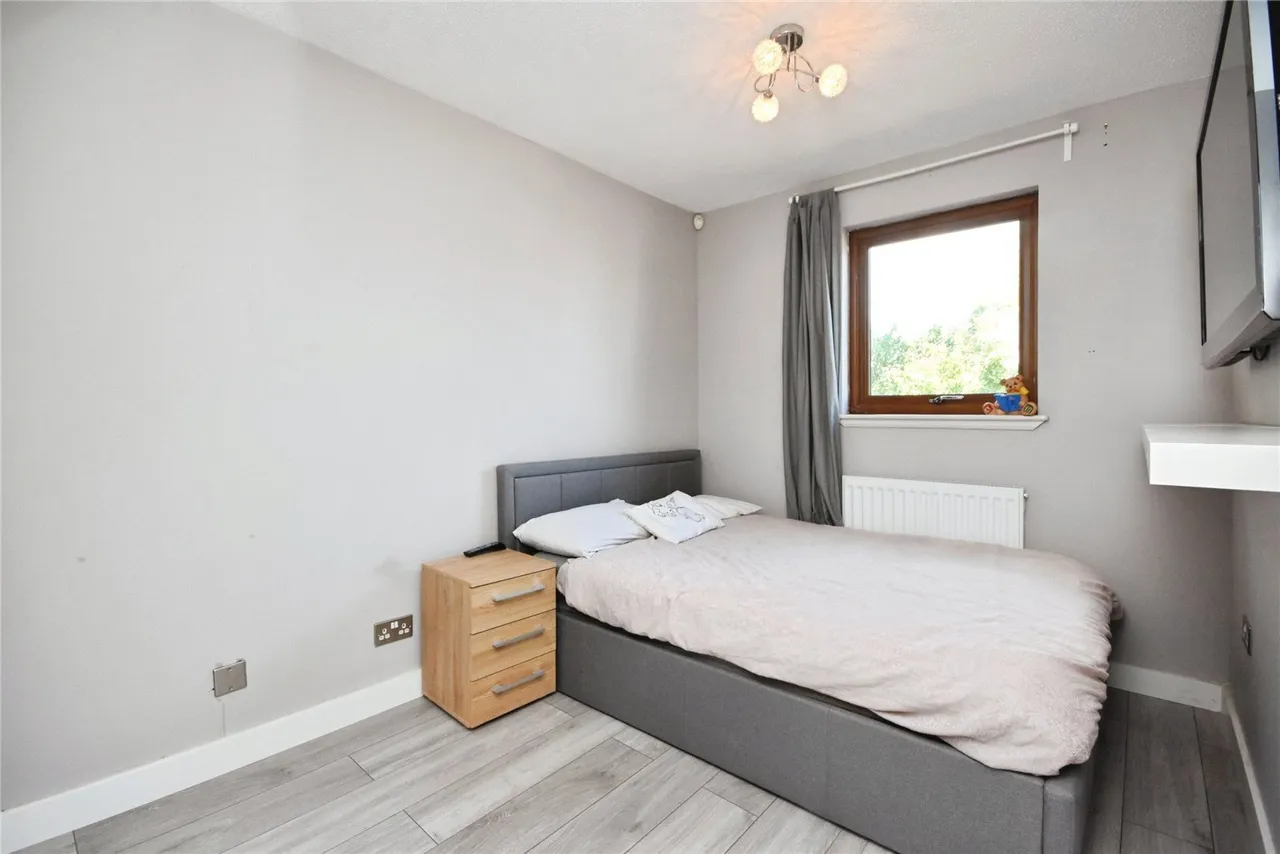 Stirling Place, Basildon, SS13, photo 18