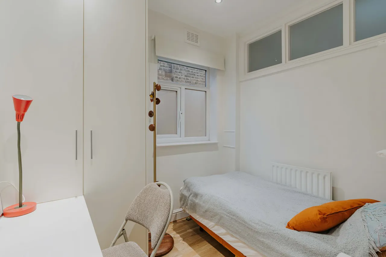Greencroft Gardens, London, NW6, photo 4