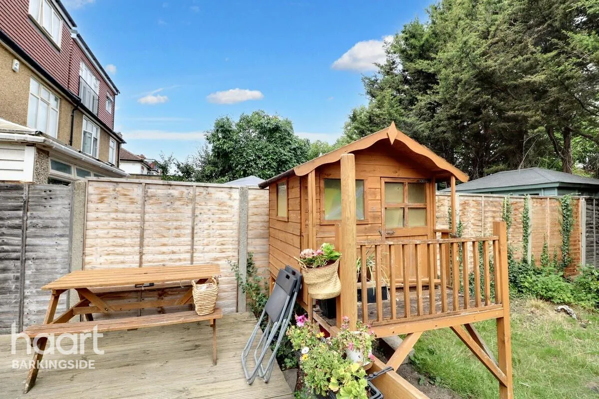 Hatley Avenue, Barkingside, IG6, photo 23