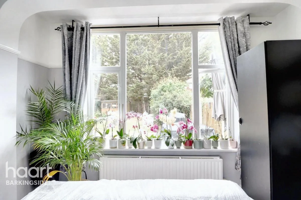 Hatley Avenue, Barkingside, IG6, photo 9