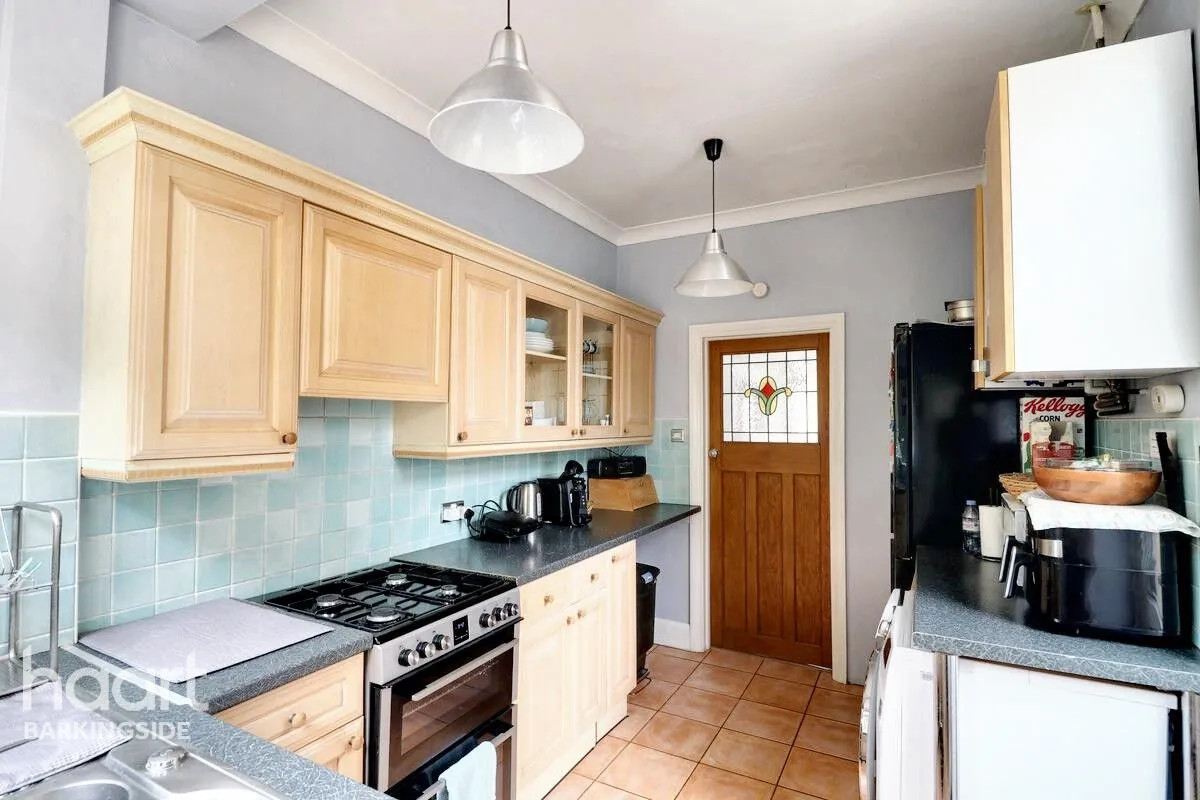 Hatley Avenue, Barkingside, IG6, photo 10