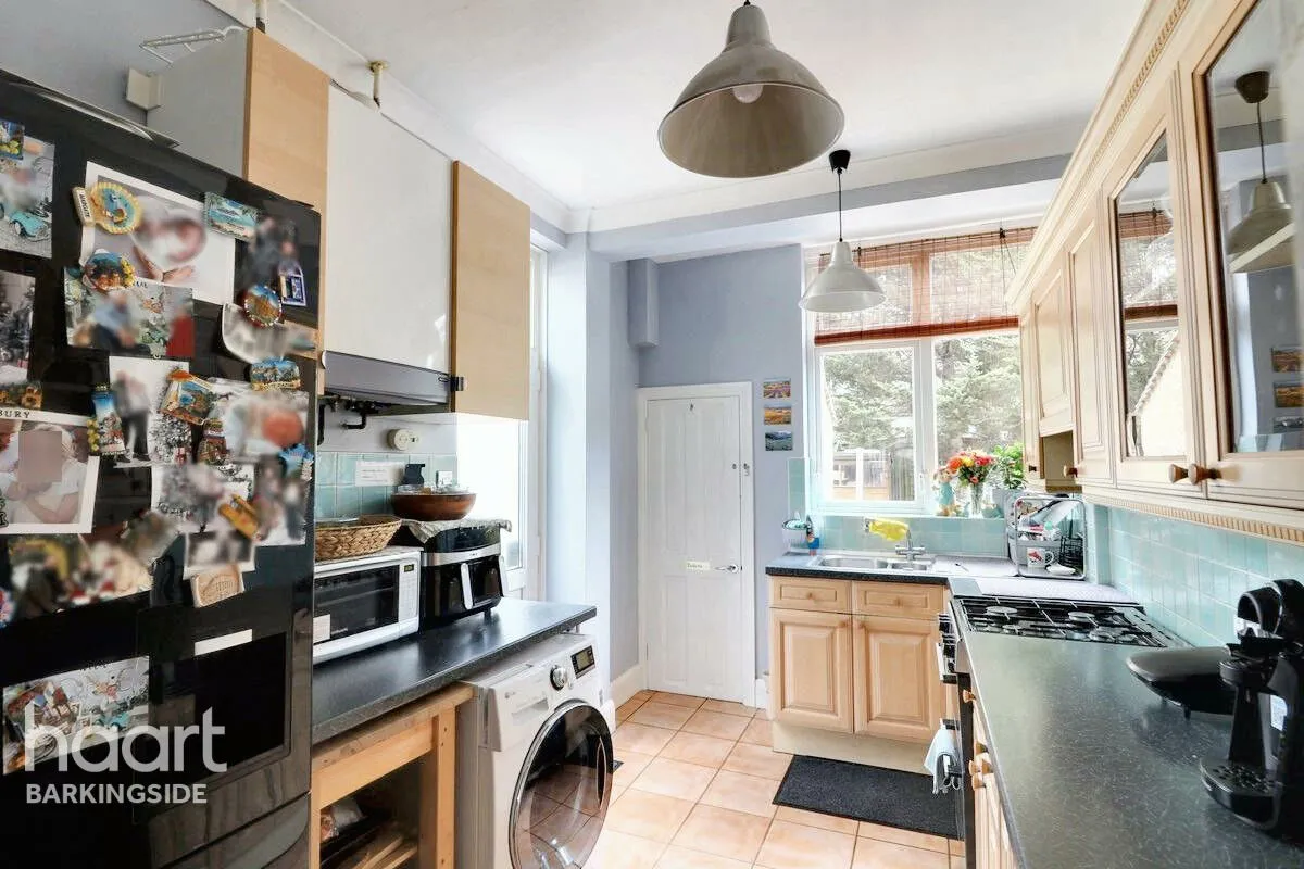 Hatley Avenue, Barkingside, IG6, photo 11