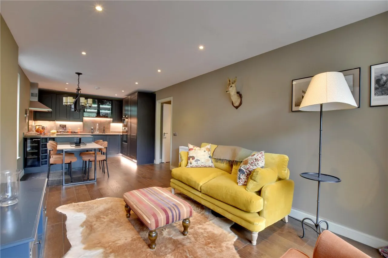 Tarves Way, Greenwich, London, SE10, photo 9