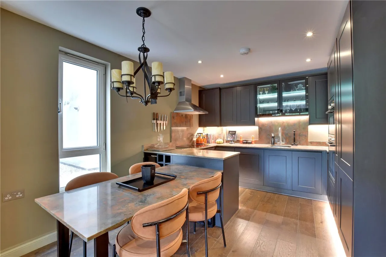 Tarves Way, Greenwich, London, SE10, photo 10