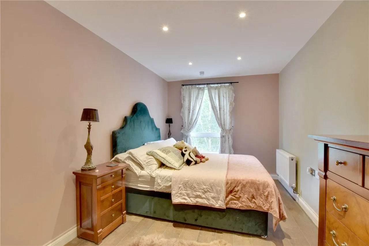 Tarves Way, Greenwich, London, SE10, photo 4