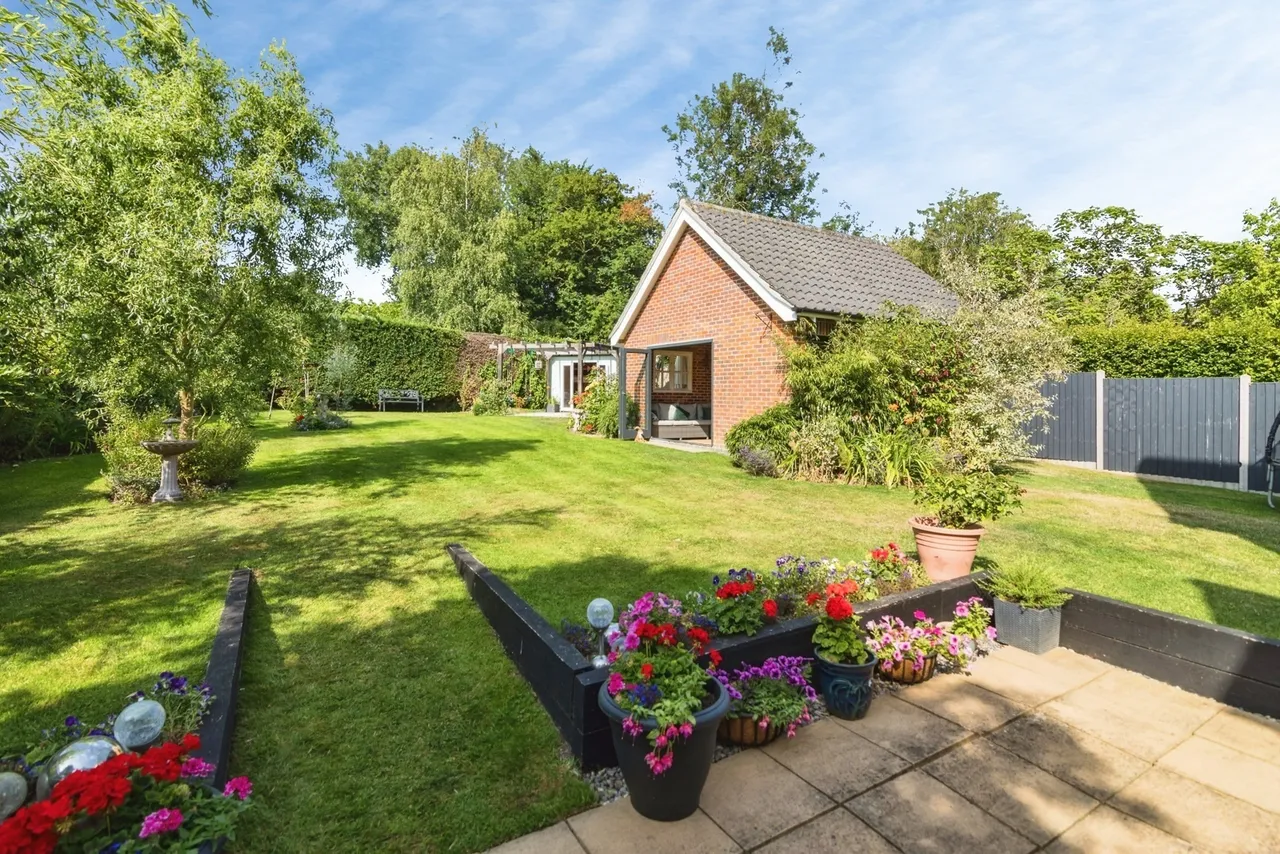 Halesworth Road, Redisham, Beccles, Suffolk, NR34, photo 24