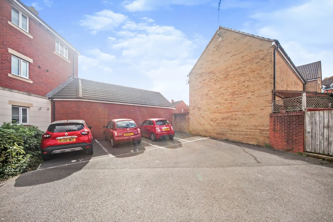 Merevale Way, Yeovil, BA21, photo 11