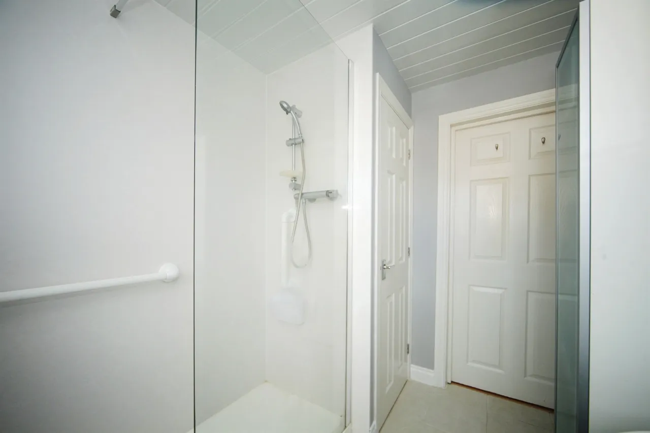 Merevale Way, Yeovil, BA21, photo 13