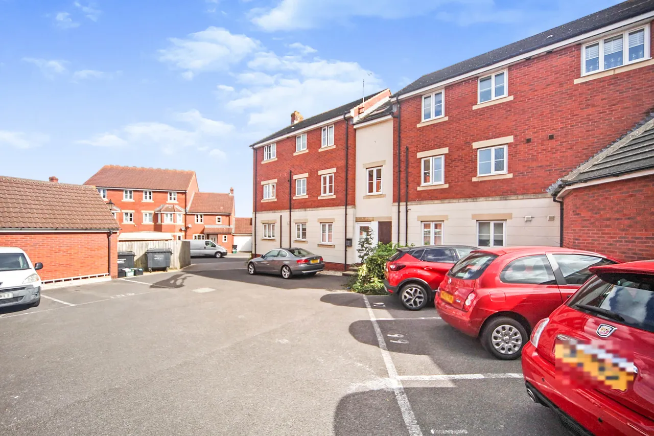 Merevale Way, Yeovil, BA21, photo 7