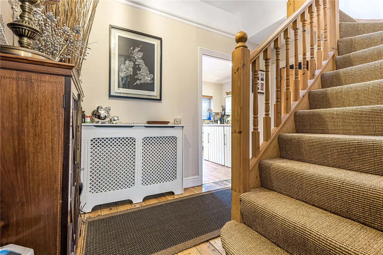Gloucester Road, Hampton, London, TW12 2UW, photo 6