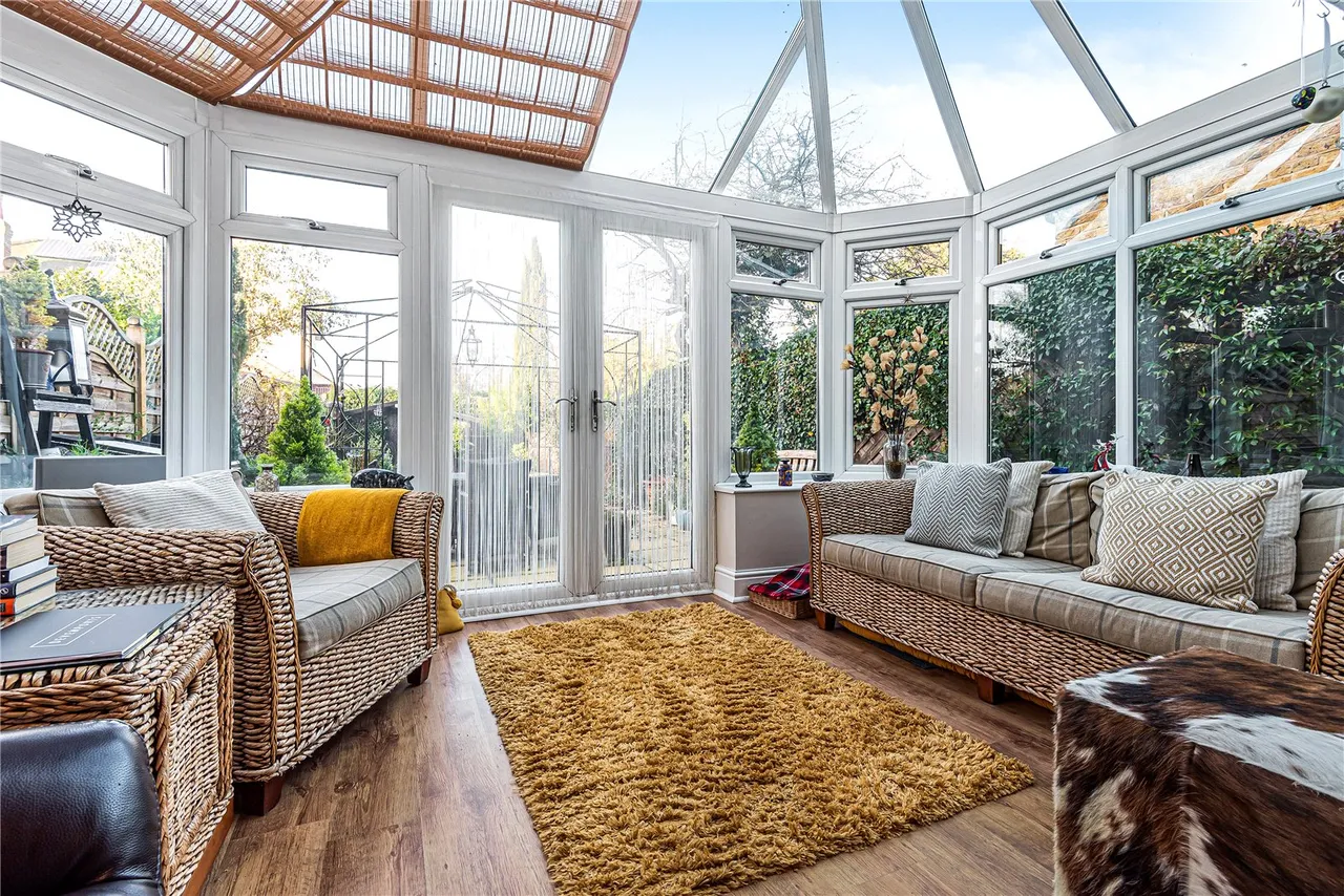 Gloucester Road, Hampton, London, TW12 2UW, photo 5