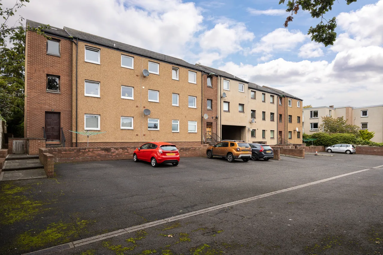 Meadowfield Court, Edinburgh, EH8, photo 19