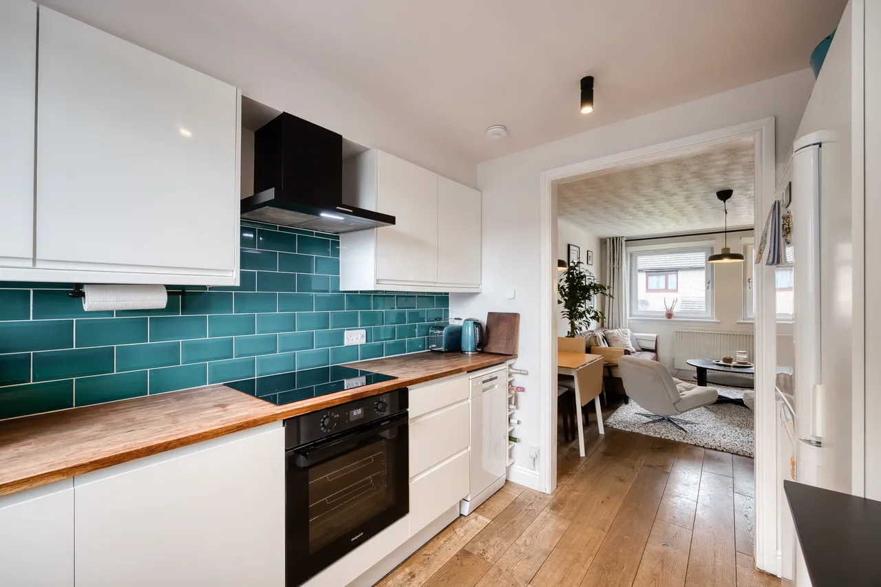 Meadowfield Court, Edinburgh, EH8, photo 9