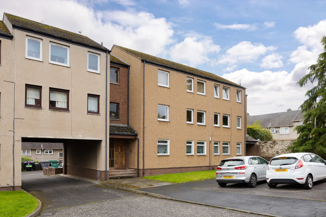 Meadowfield Court, Edinburgh, EH8, photo 20