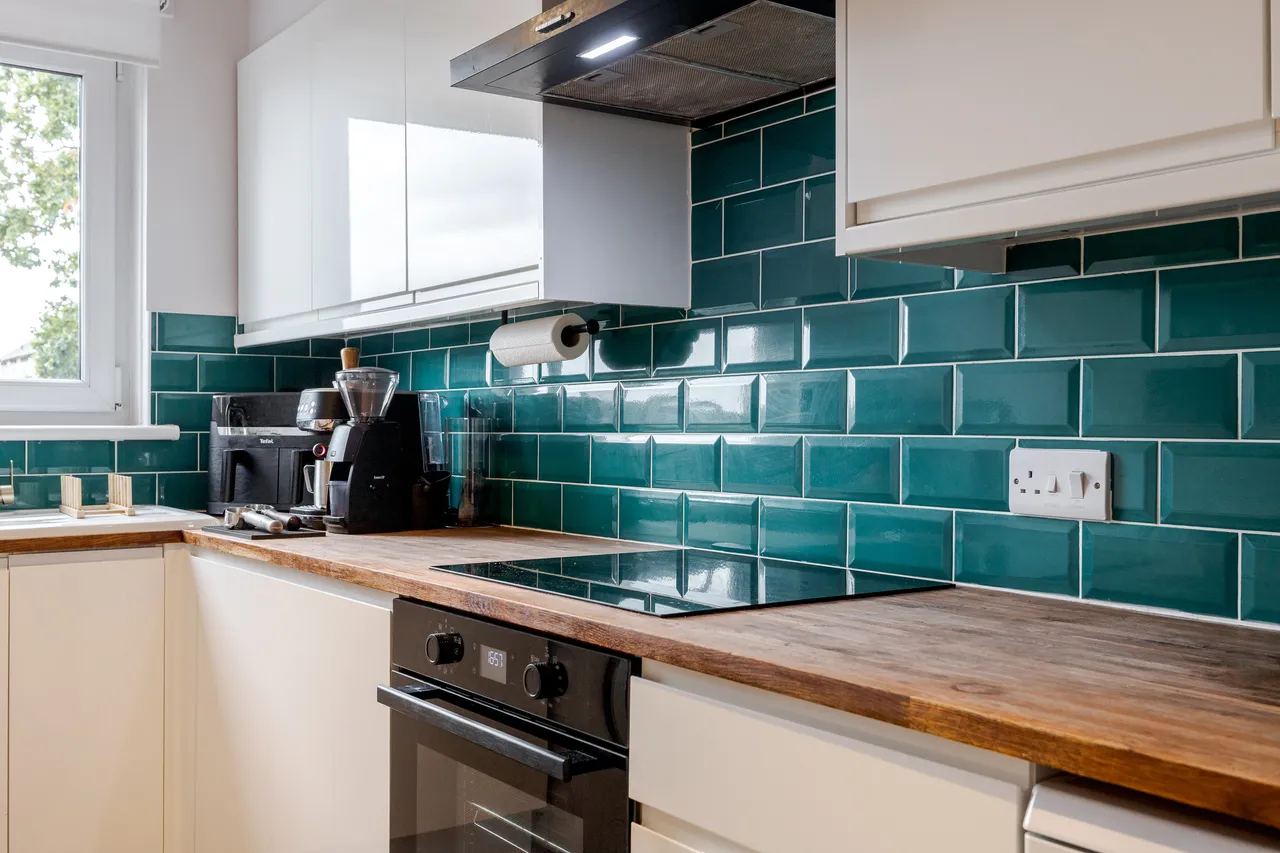 Meadowfield Court, Edinburgh, EH8, photo 8