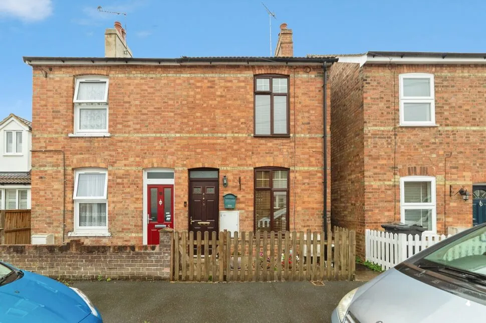 2 bed house for sale — Southsea Road, Stevenage, Hertfordshire, SG1