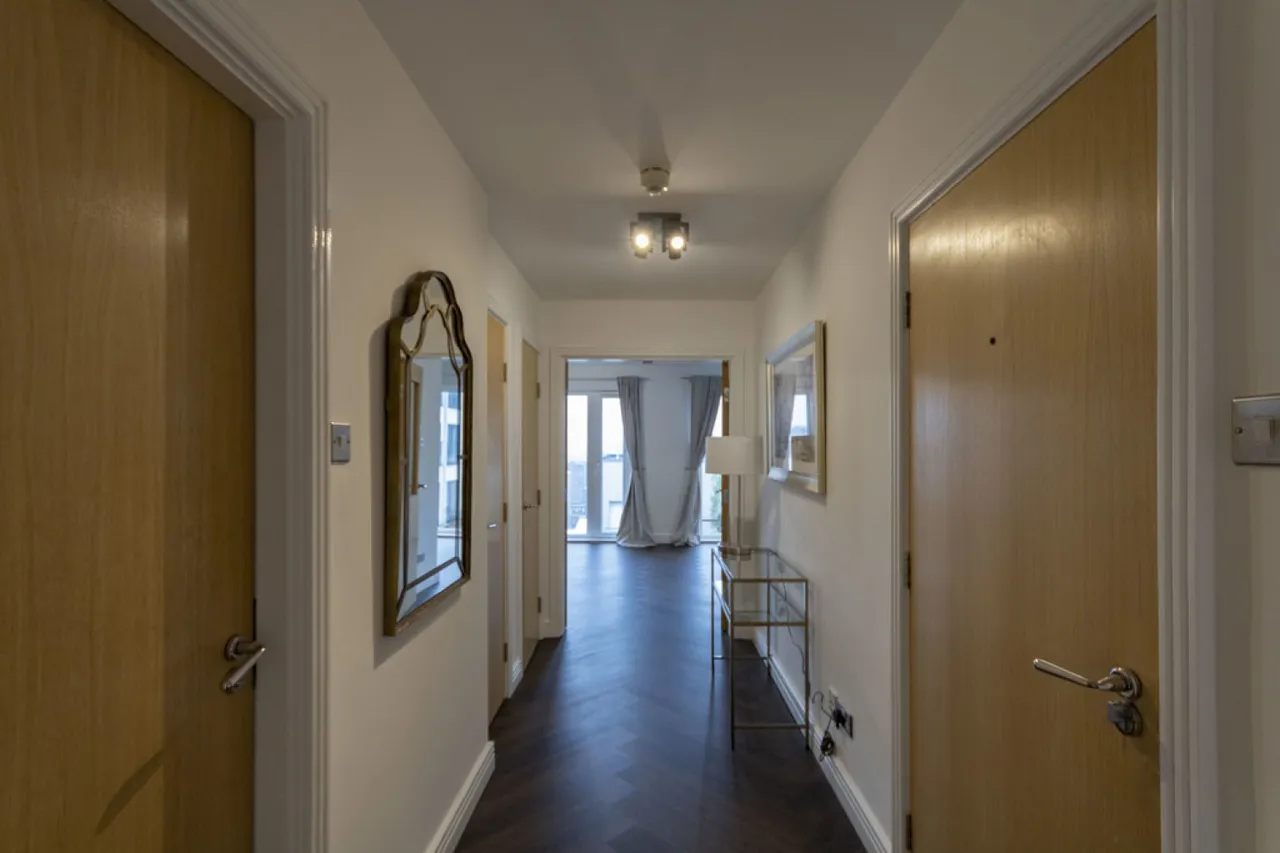 Royal Arch Apartments, The Mailbox, Wharfside Street, Birmingham, B1, photo 9
