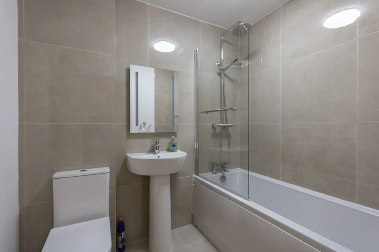 Royal Arch Apartments, The Mailbox, Wharfside Street, Birmingham, B1, photo 8