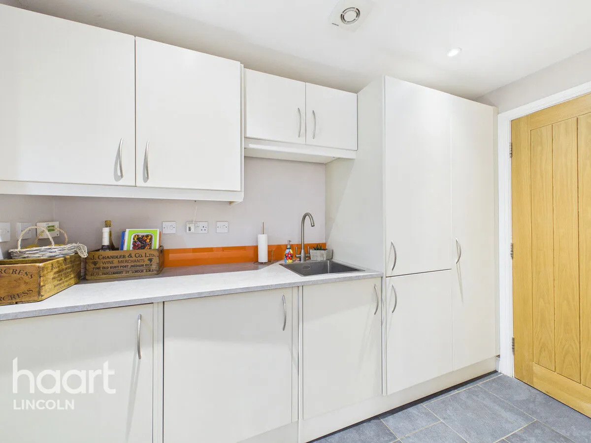 Chestnut Close, Nocton, LN4, photo 11