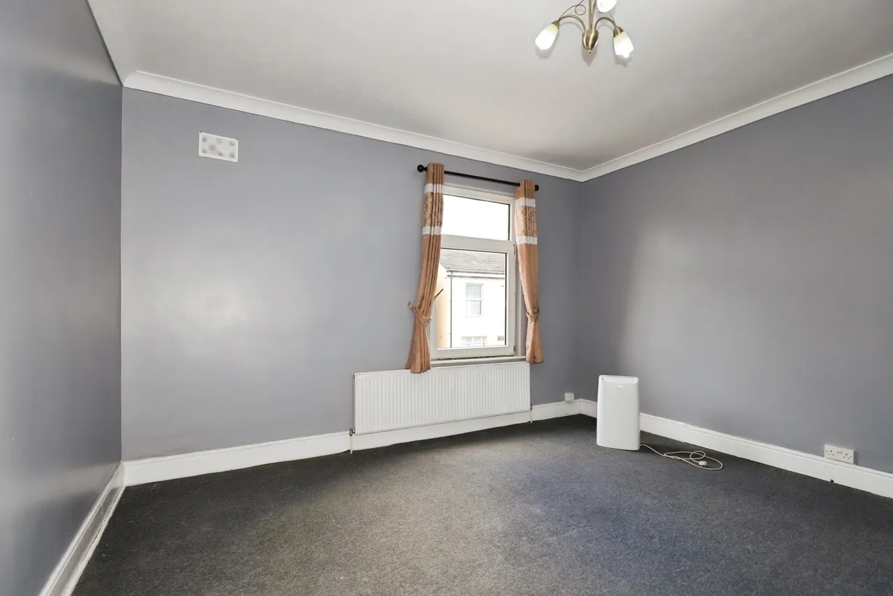 Hawthorne Road, Blakenhall, WV2, photo 15
