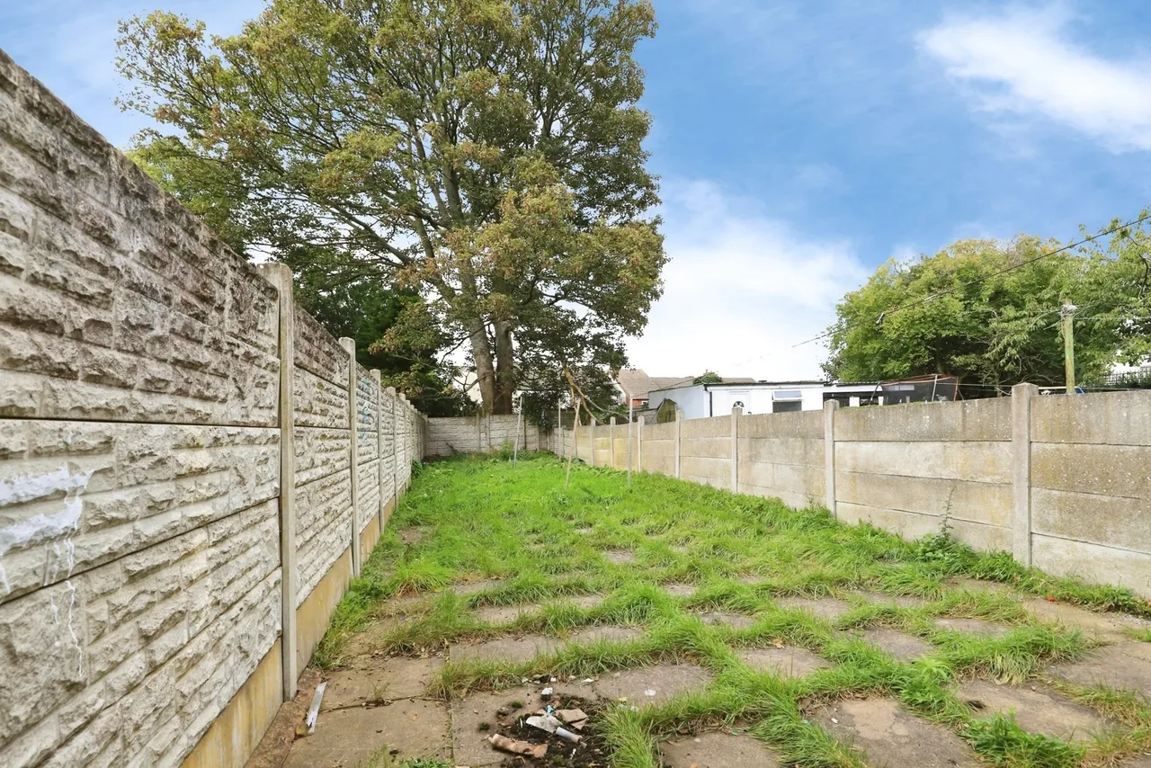 Hawthorne Road, Blakenhall, WV2, photo 12