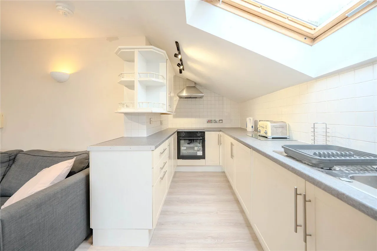 King Lane, Moortown, LS17, photo 3