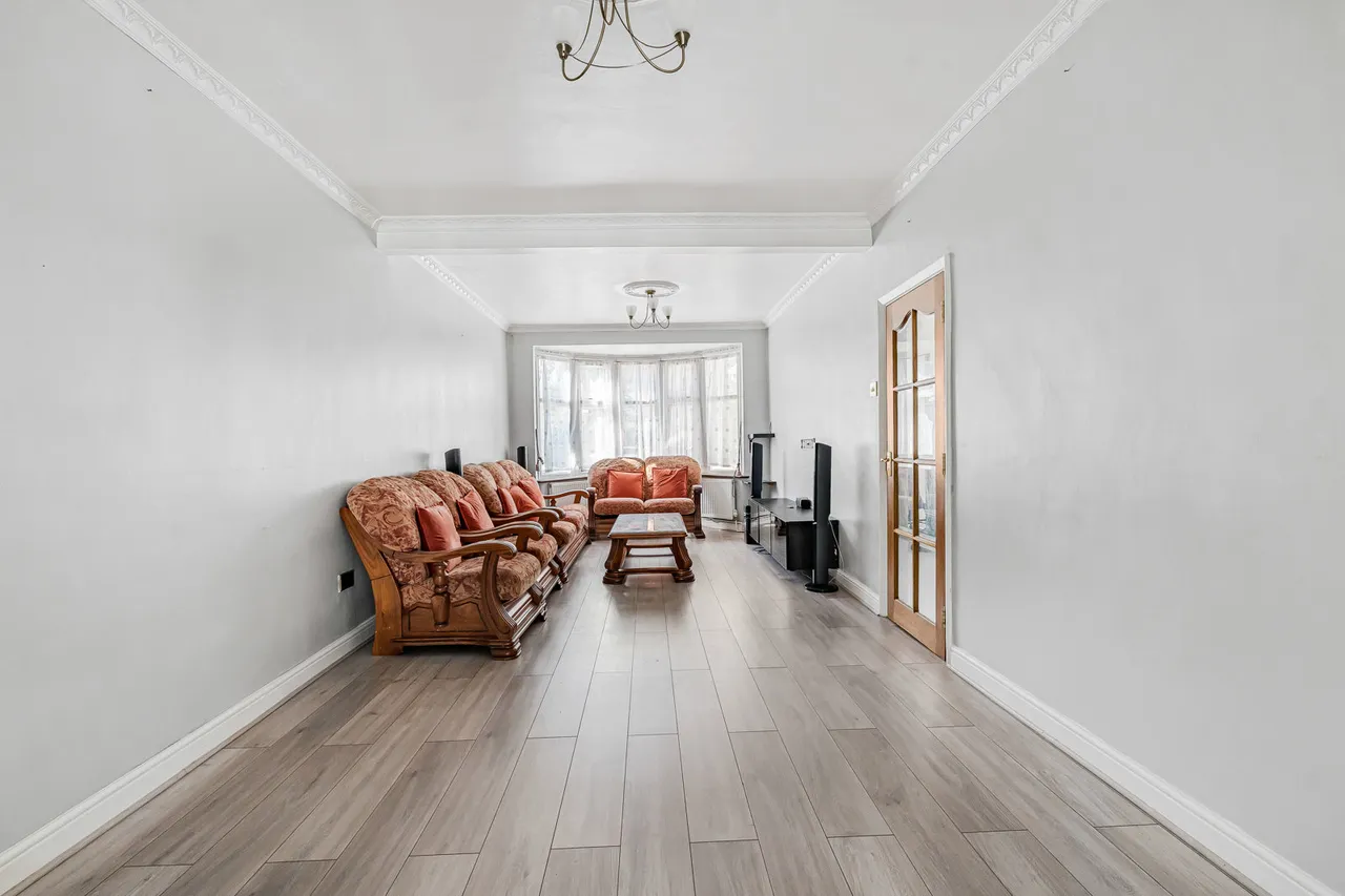 Hanworth Road, Whitton, TW4, photo 6