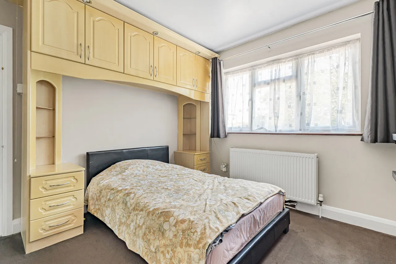 Hanworth Road, Whitton, TW4, photo 15