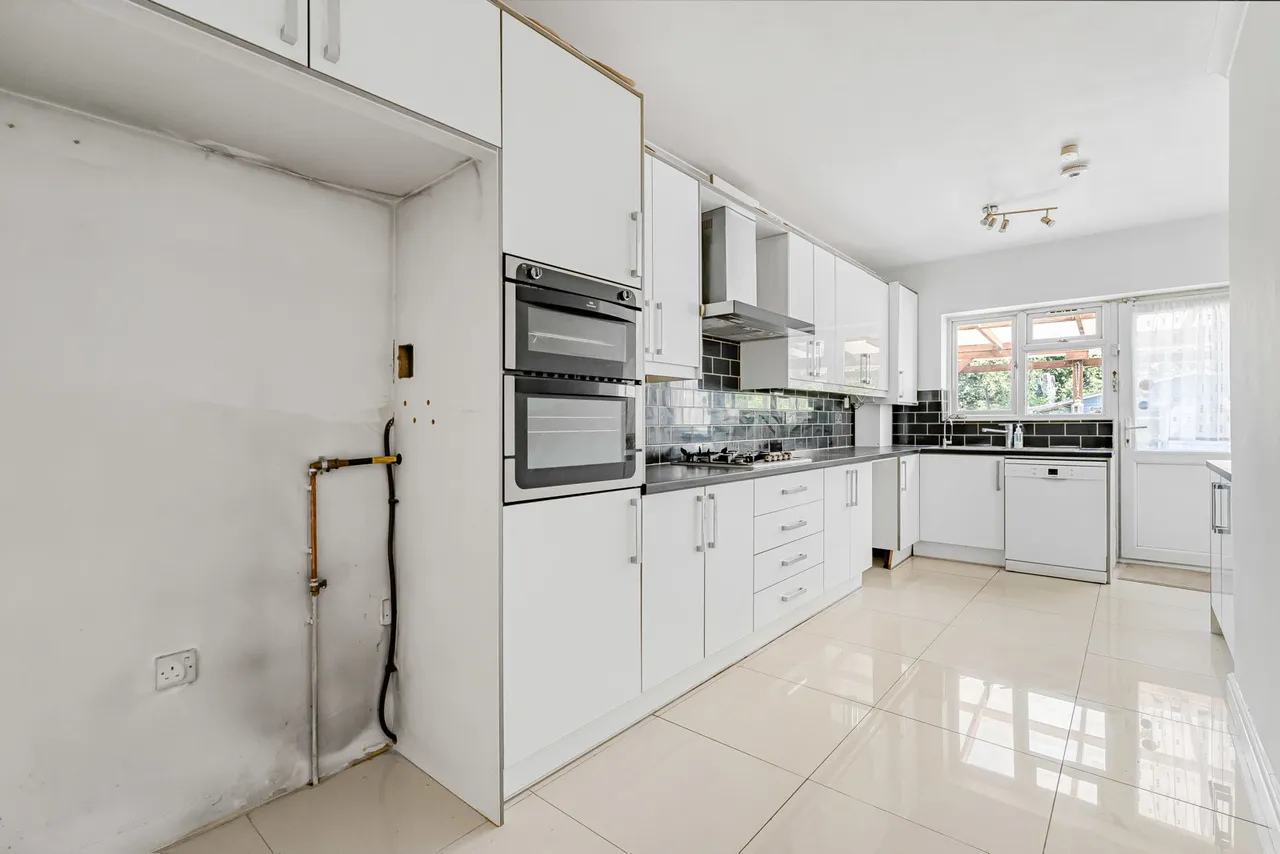Hanworth Road, Whitton, TW4, photo 8