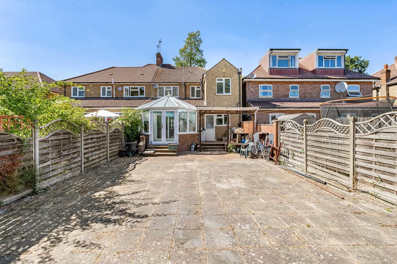 Hanworth Road, Whitton, TW4, photo 26